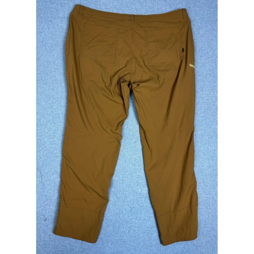 Rei Co-Op brand rei
